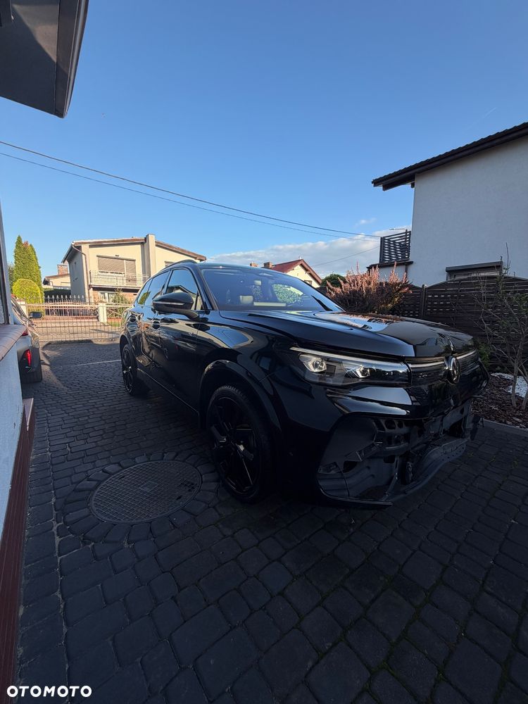 Volkswagen Tiguan 1.5 eTSI R-Line DSG - 3