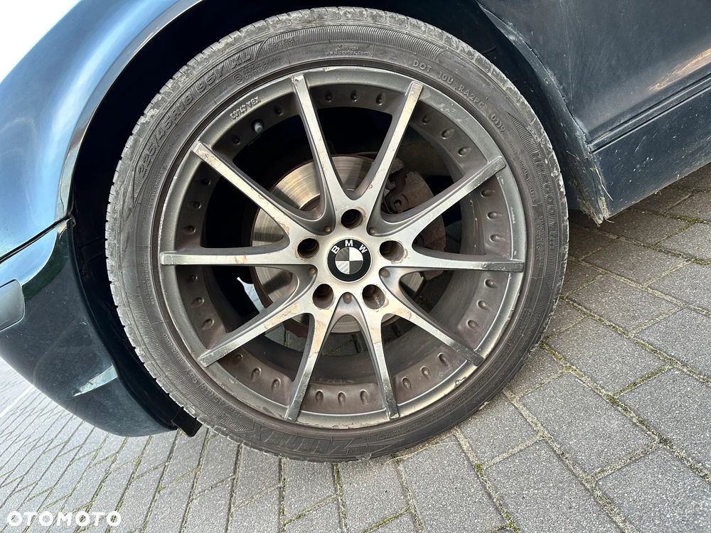 BMW Seria 3 318i Touring - 32