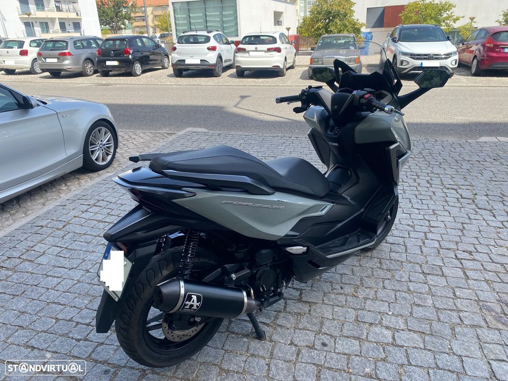 Honda Forza 350 - 7
