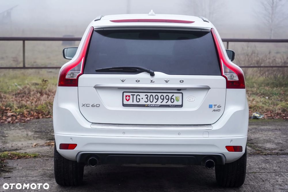 Volvo XC 60 T6 AWD RDesign - 18