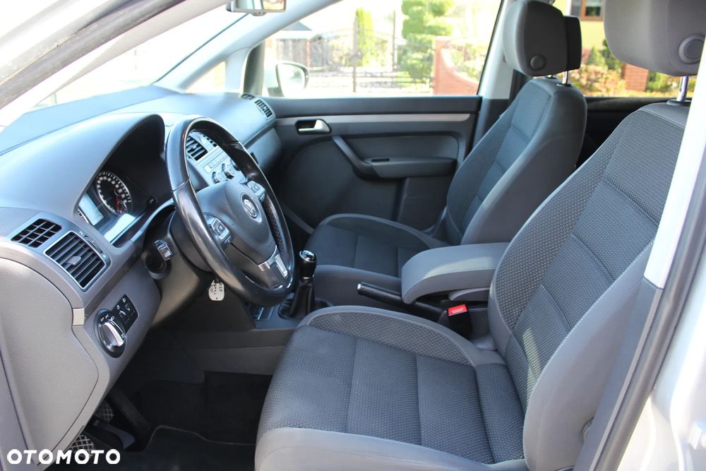 Volkswagen Touran 1.6 TDI DPF Comfortline - 16