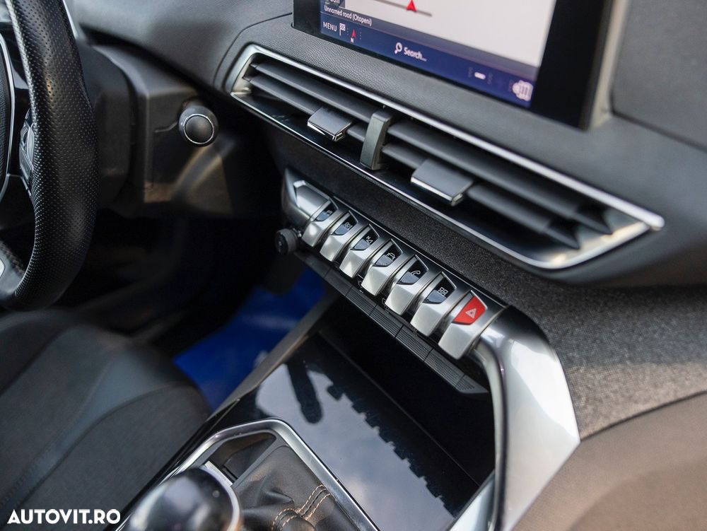 Peugeot 5008 1.2 Puretech Turbo s&s GT-Line - 28