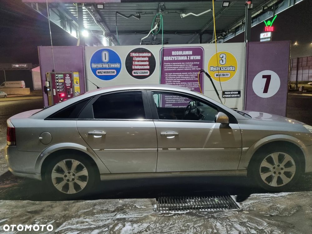 Opel Vectra 1.8 - 4