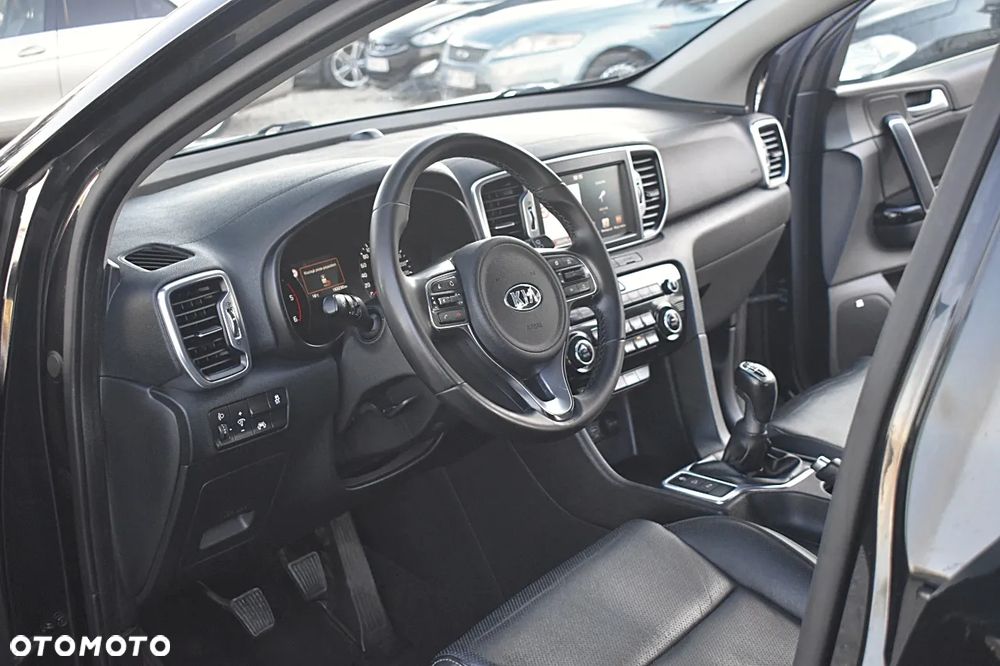 Kia Sportage 1.7 CRDI 2WD Spirit - 16