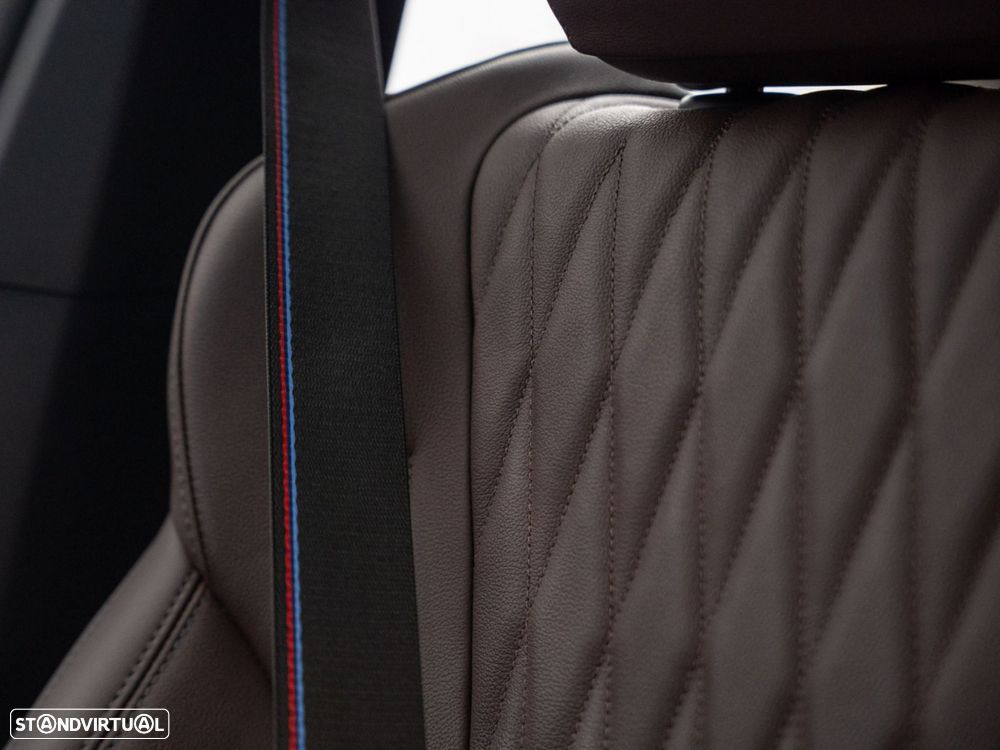 BMW iX1 xDrive30 Pack Desportivo M Pro - 28