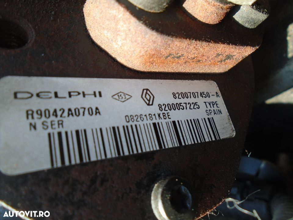Pompa de inalta presiune Dacia Sandero 1.5 DCI E4 din 2010 - 2