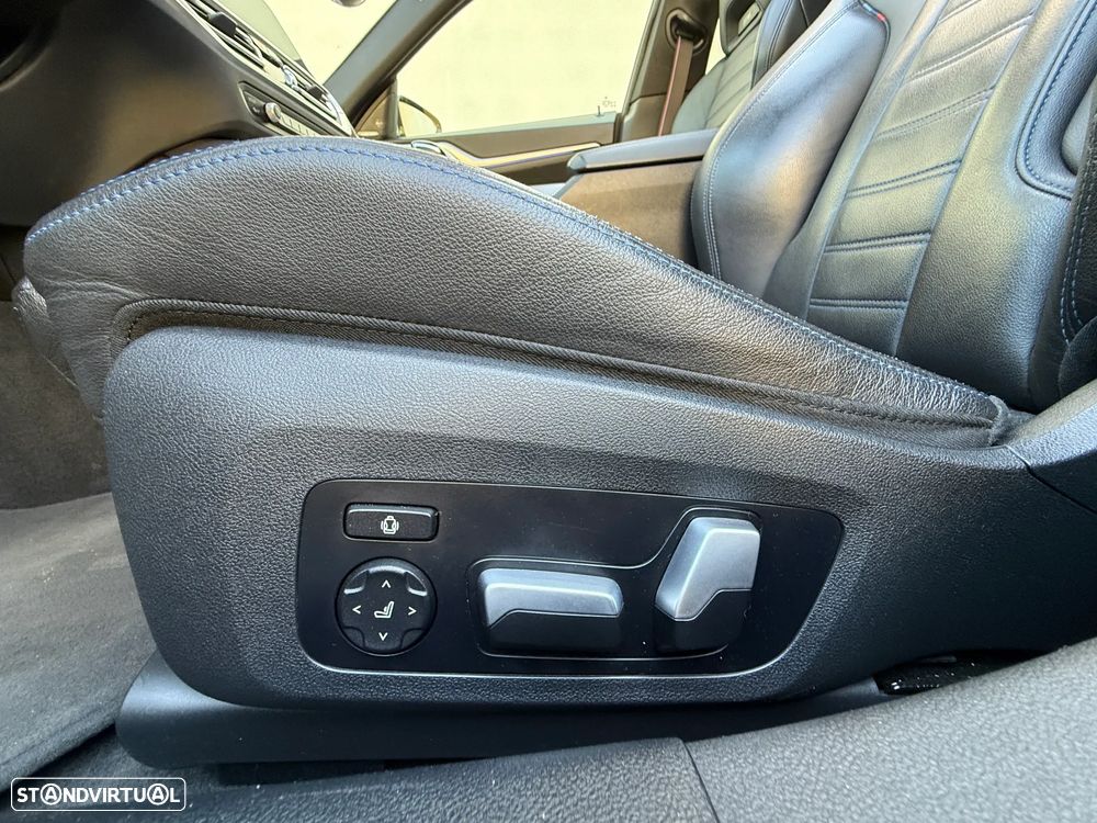 BMW 420 Gran Coupé d Pack Desportivo M Auto - 38