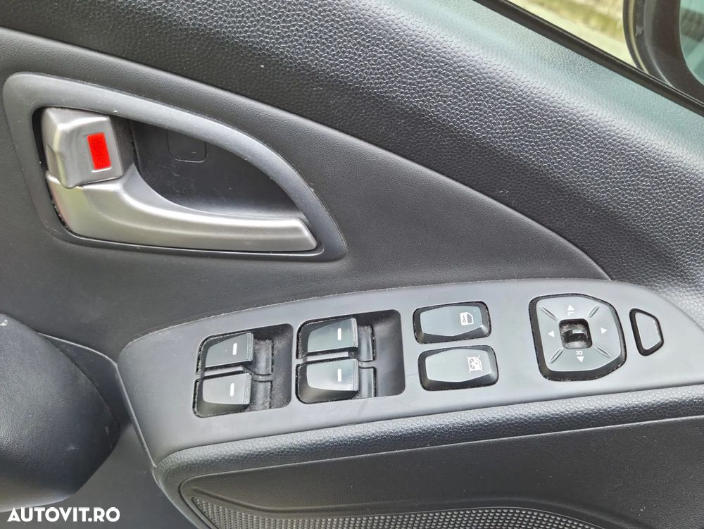 Hyundai ix35 2.0 CRDI 4WD Comfort - 13