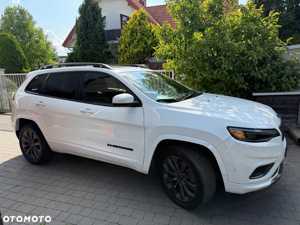 Jeep Cherokee - 1