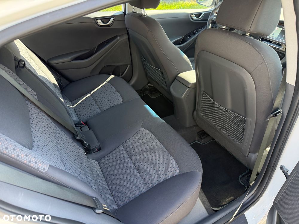Hyundai IONIQ Premium - 6