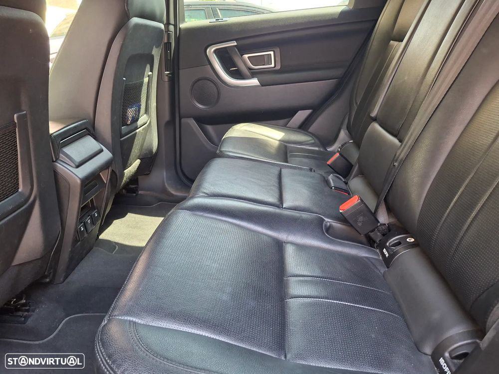 Land Rover Discovery Sport - 13