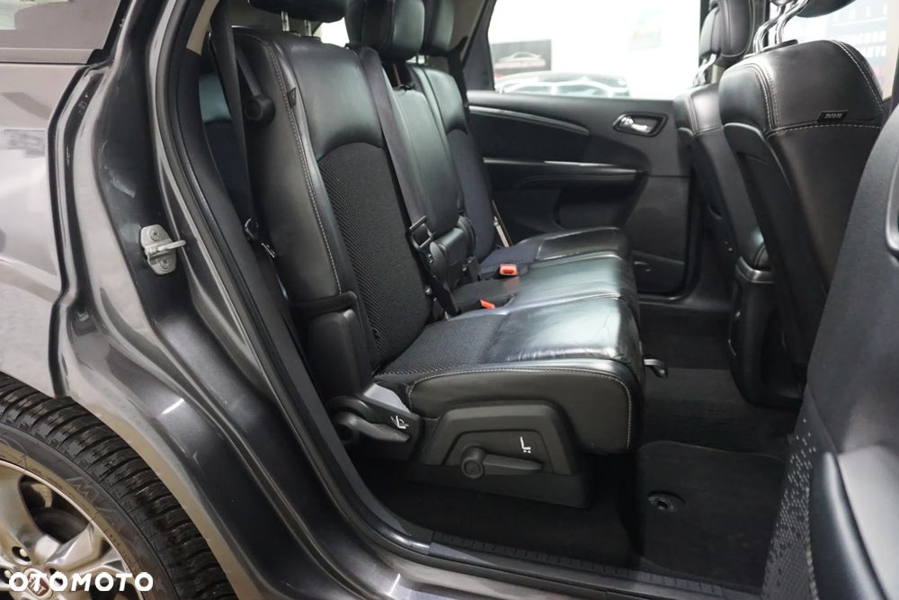 Fiat Freemont 2.0 Multijet 16V DPF Automatik Allrad Black Code - 26