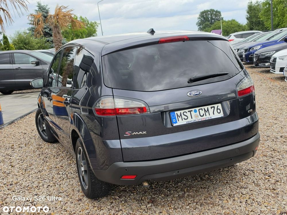 Ford S-Max - 15