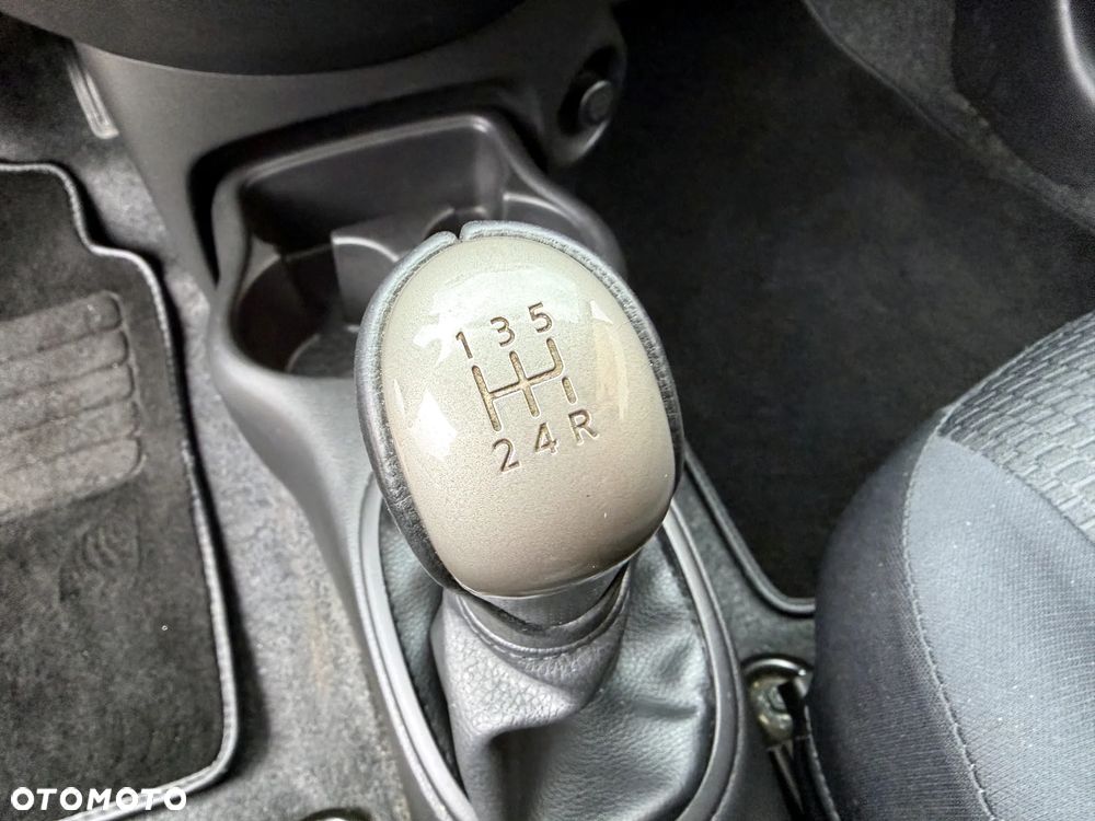 Nissan Micra 1.2 Tekna - 19