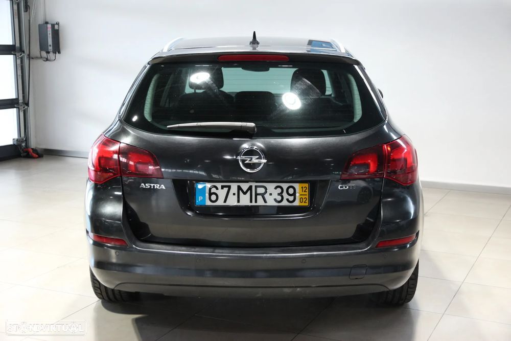 Opel Astra Sports Tourer 1.7 CDTi Executive S/S - 4