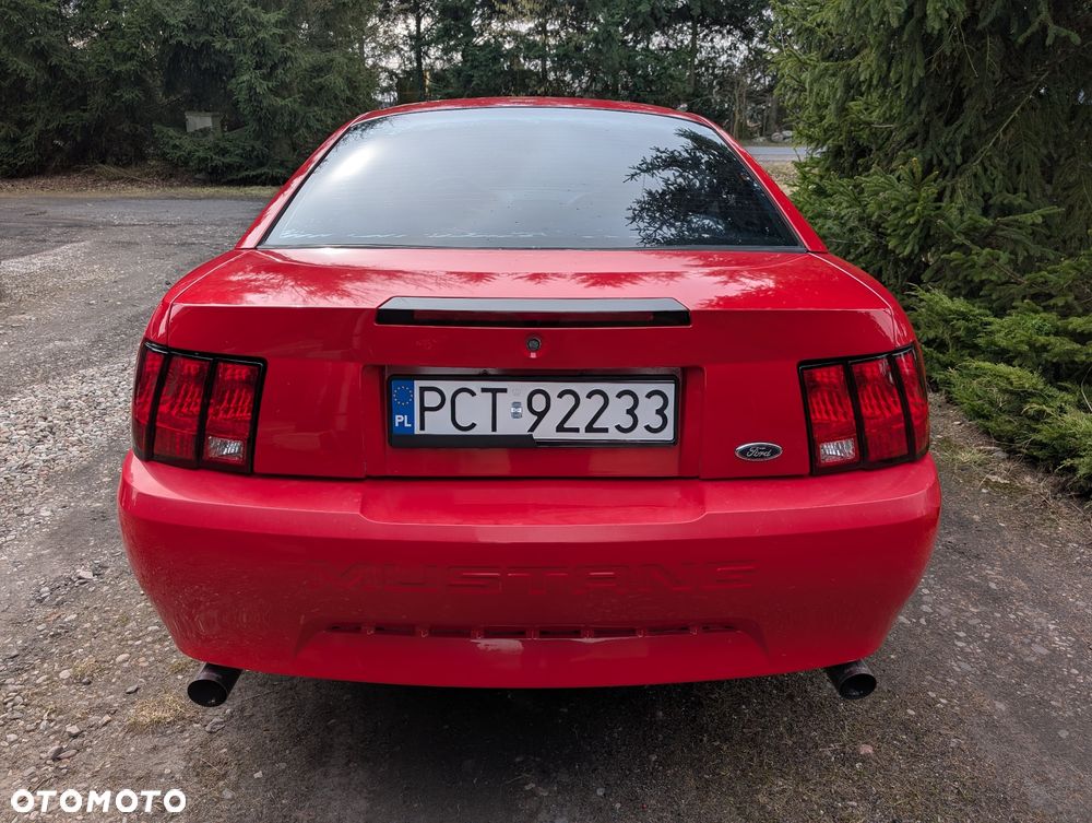Ford Mustang - 13