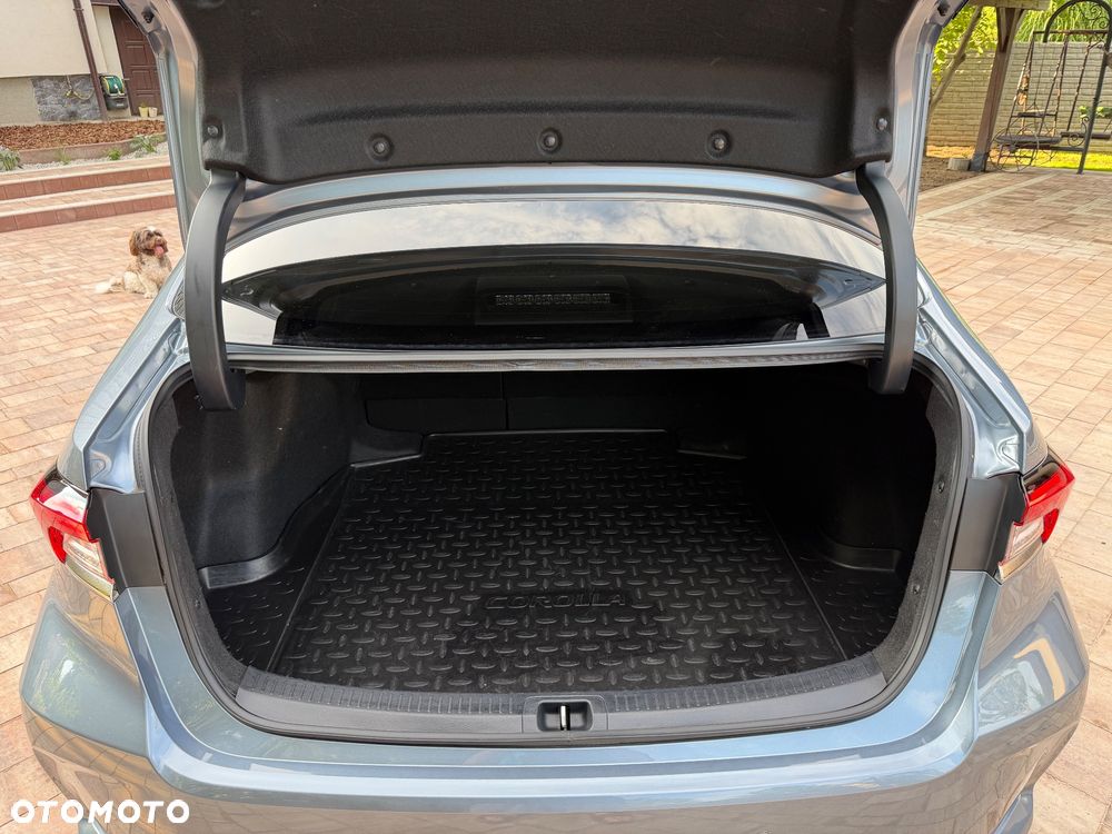 Toyota Corolla 1.8 Hybrid Comfort - 19