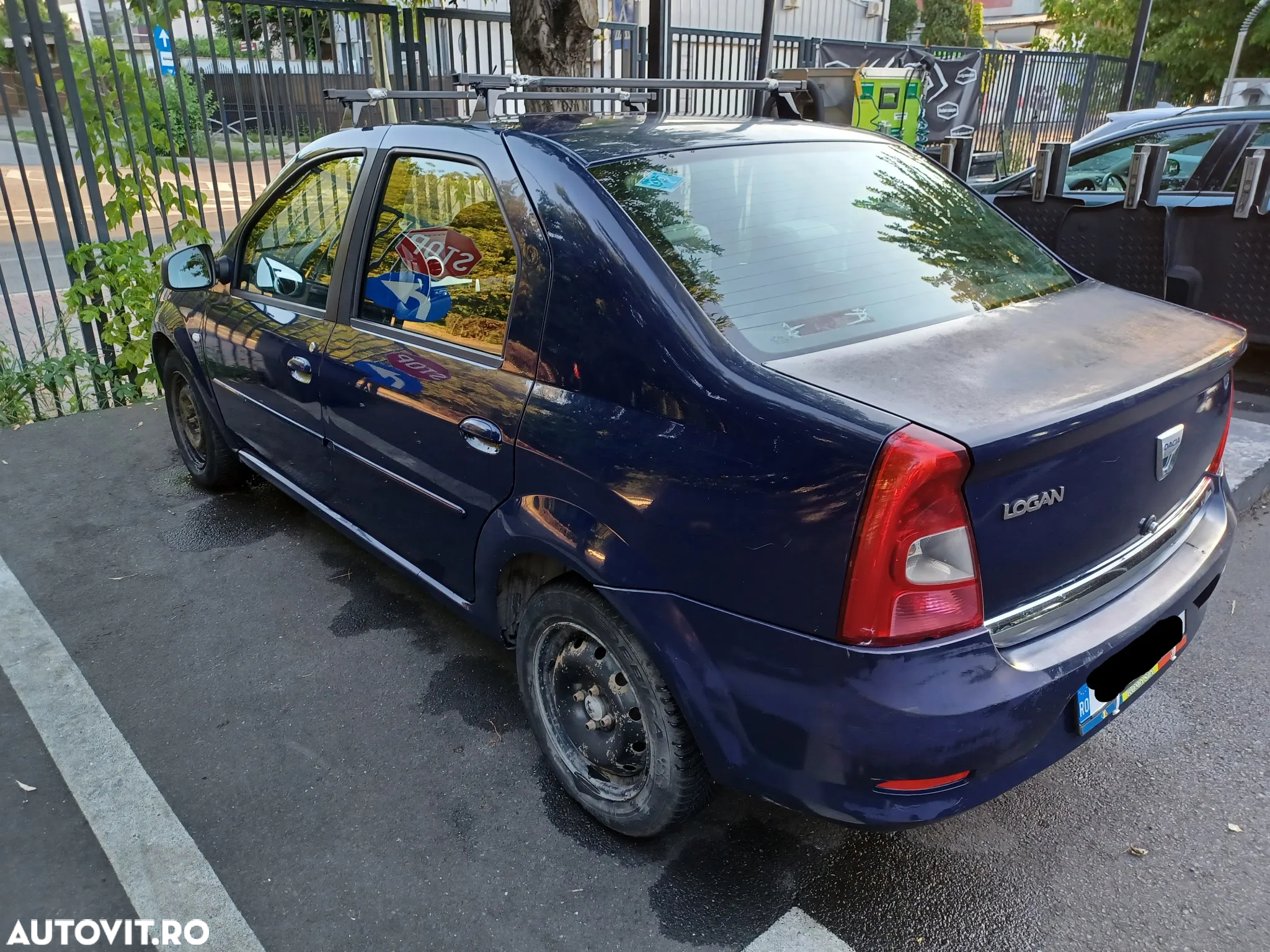 Dacia Logan 1.2 16V Laureate - 15