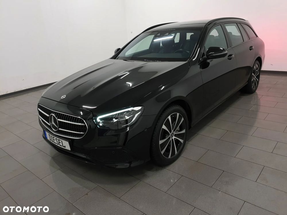 Mercedes-Benz Klasa E 300 de 4Matic 9G-TRONIC AMG Line - 1