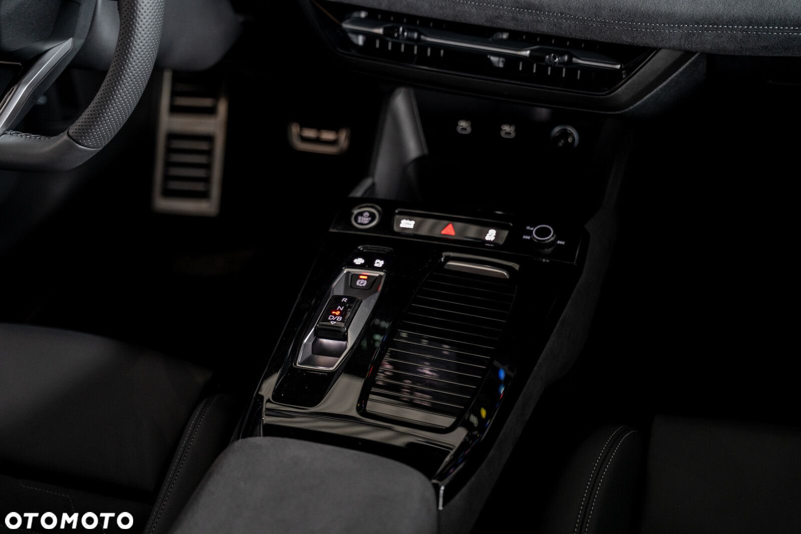 Audi A6 e-tron - 24