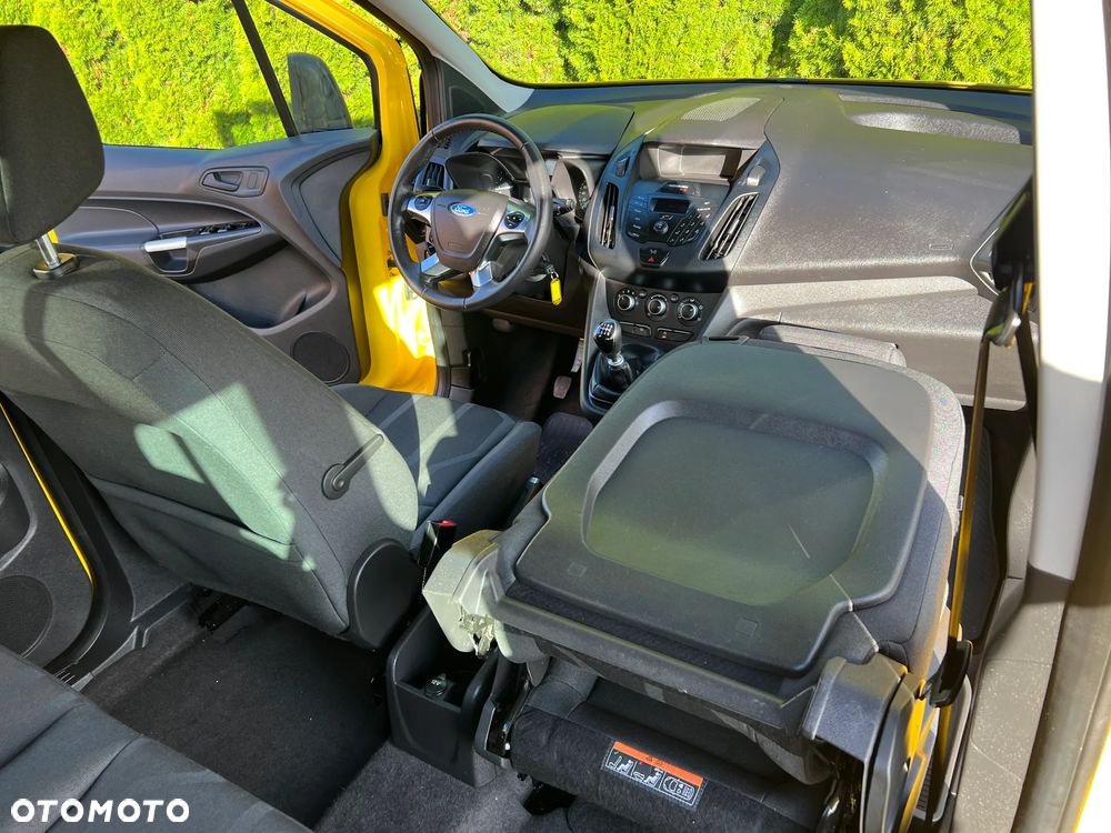 Ford Tourneo Connect - 17