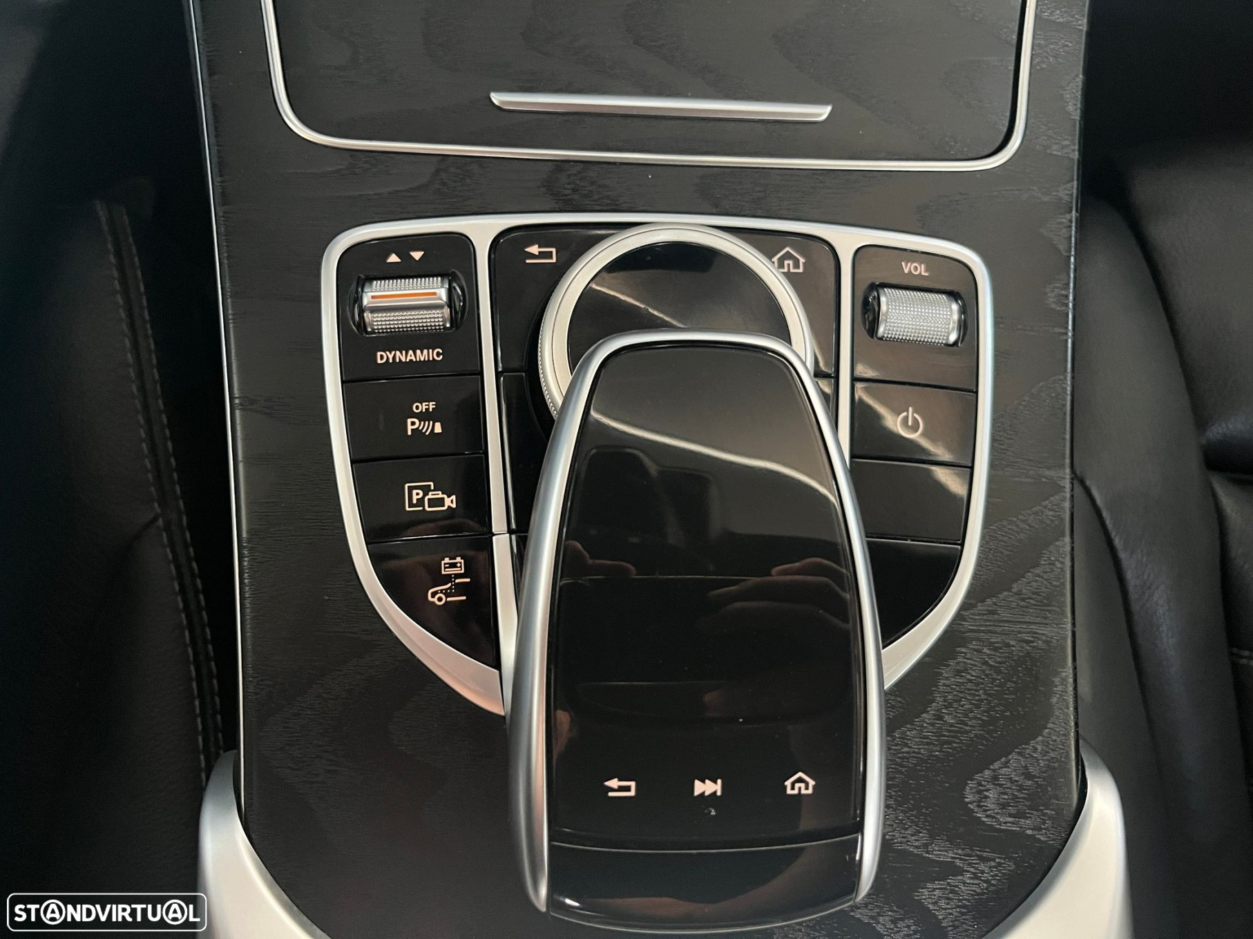 Mercedes-Benz C 300 de AMG Line - 35