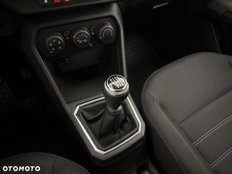 Dacia Sandero - 16