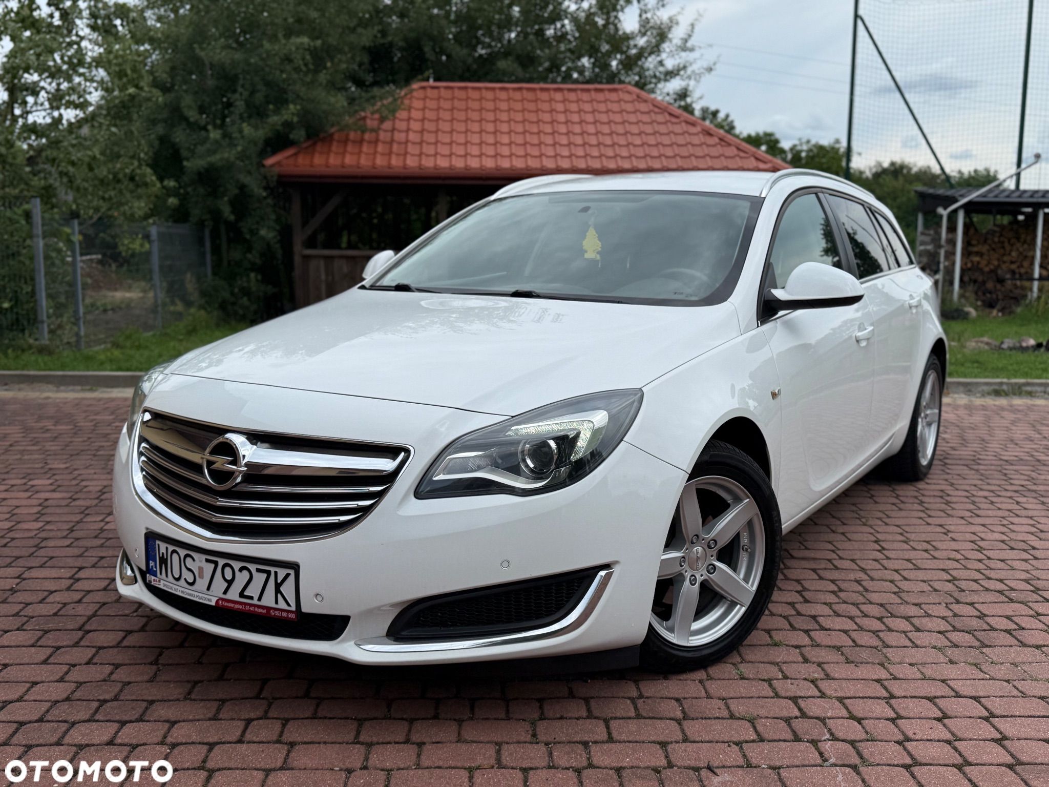 Opel Insignia - 1