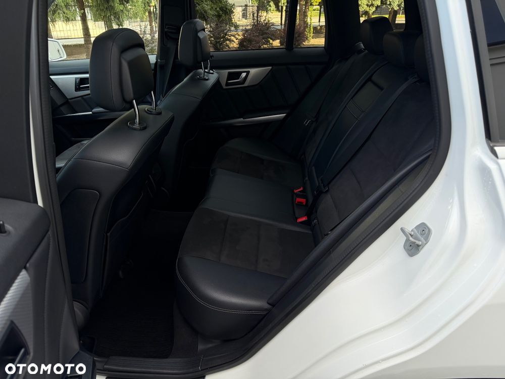 Mercedes-Benz GLK 350 CDI 4Matic (BlueEFFICIENCY) 7G-TRONIC - 27