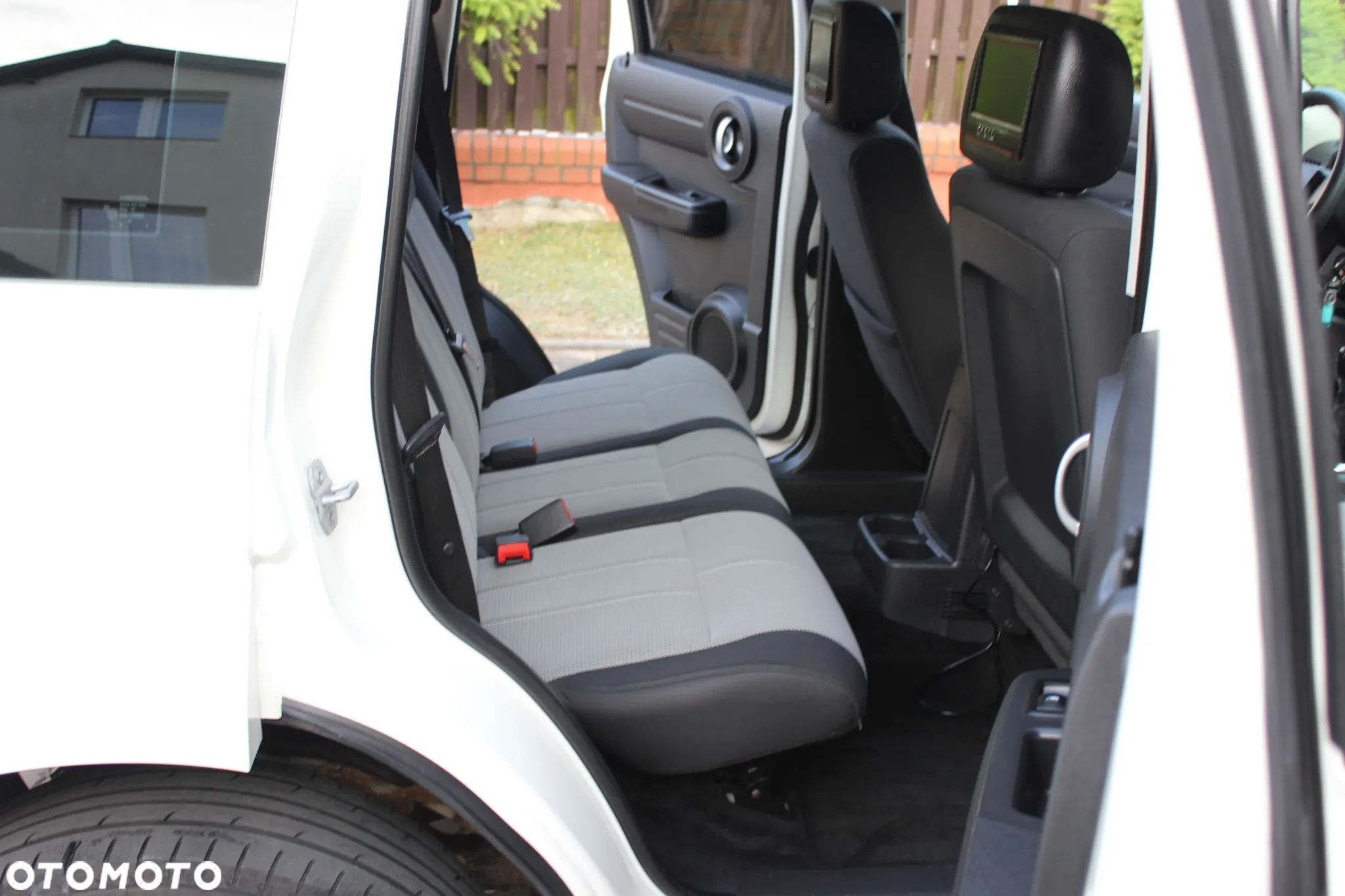 Dodge Nitro 2.8 CRD DPF SXT - 16
