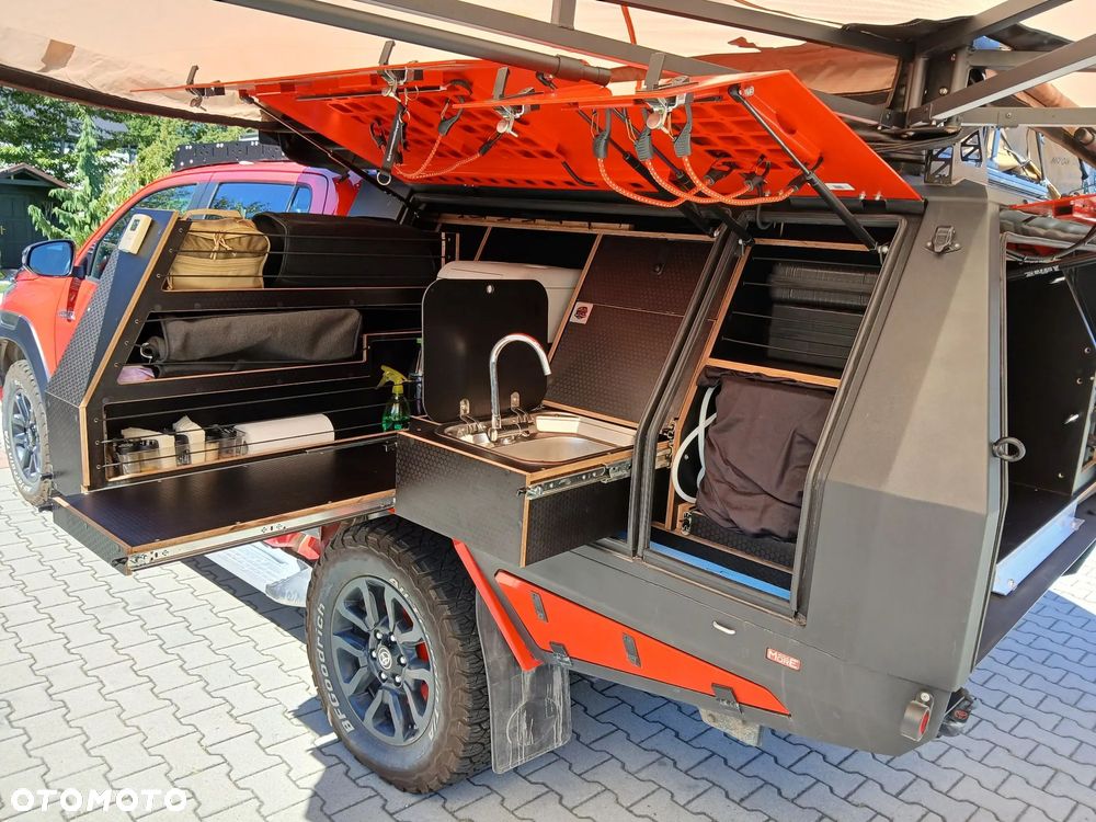 Toyota Hilux 2.8 D-4D mHEV Double Cab Invincible 4x4 - 10
