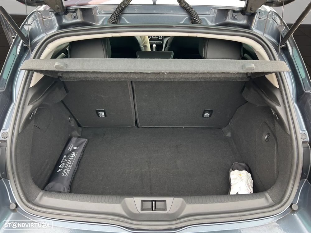 Renault Mégane 1.5 Blue dCi Bose Edition EDC - 16