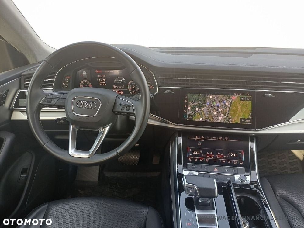 Audi Q8 - 8