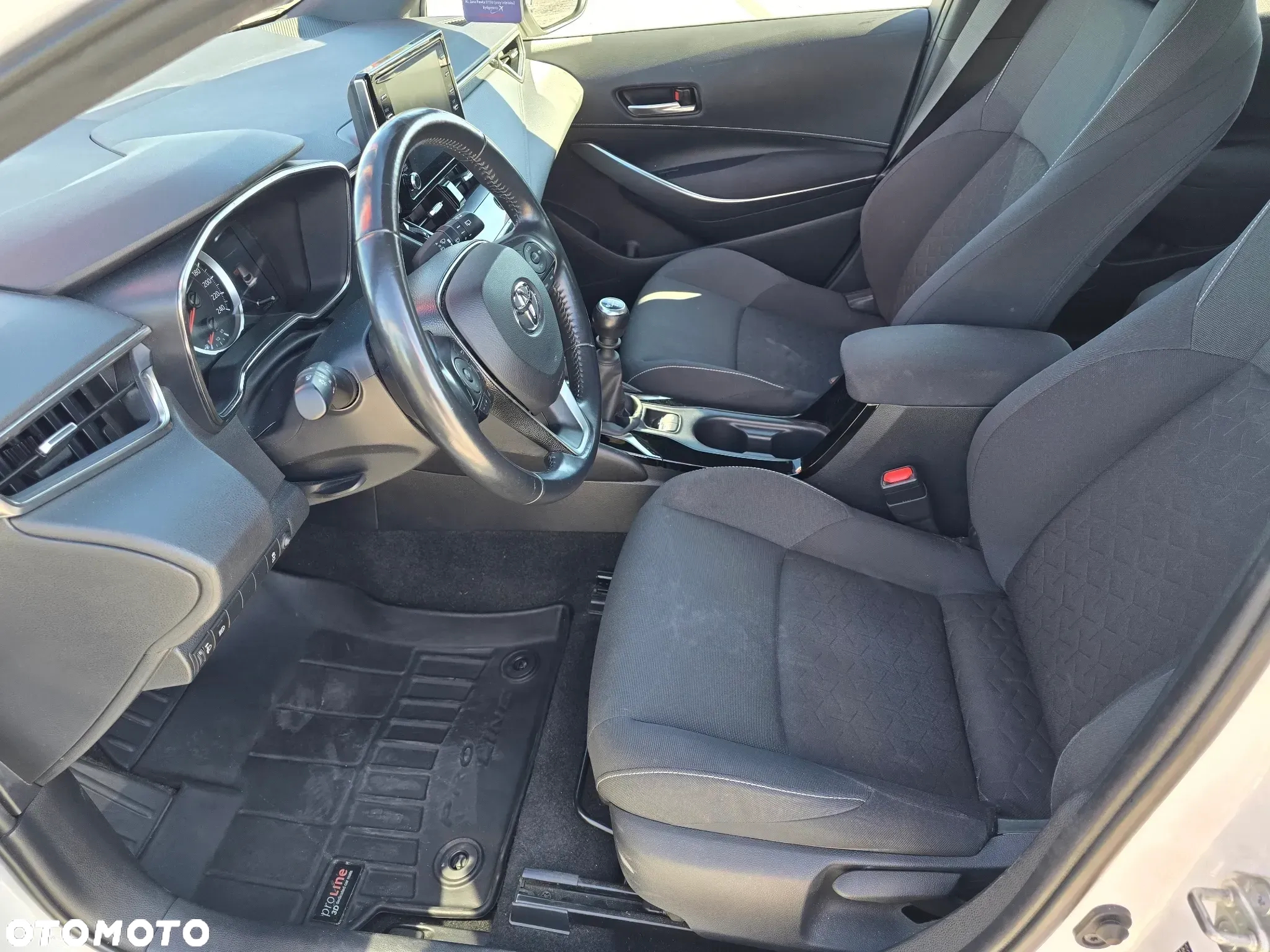 Toyota Corolla 1.2 T Comfort - 23