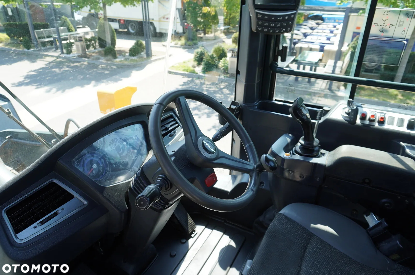 Hyundai HL940A / rok 2021 / masa 13,5t - 11
