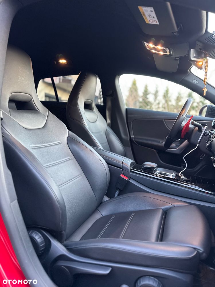 Mercedes-Benz CLA 200 d 8G-DCT Edition 1 - 14