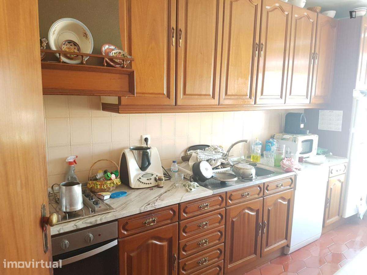 Apartamento com 8 quartos - localizado em  Coimbra - Grande imagem: 2/13