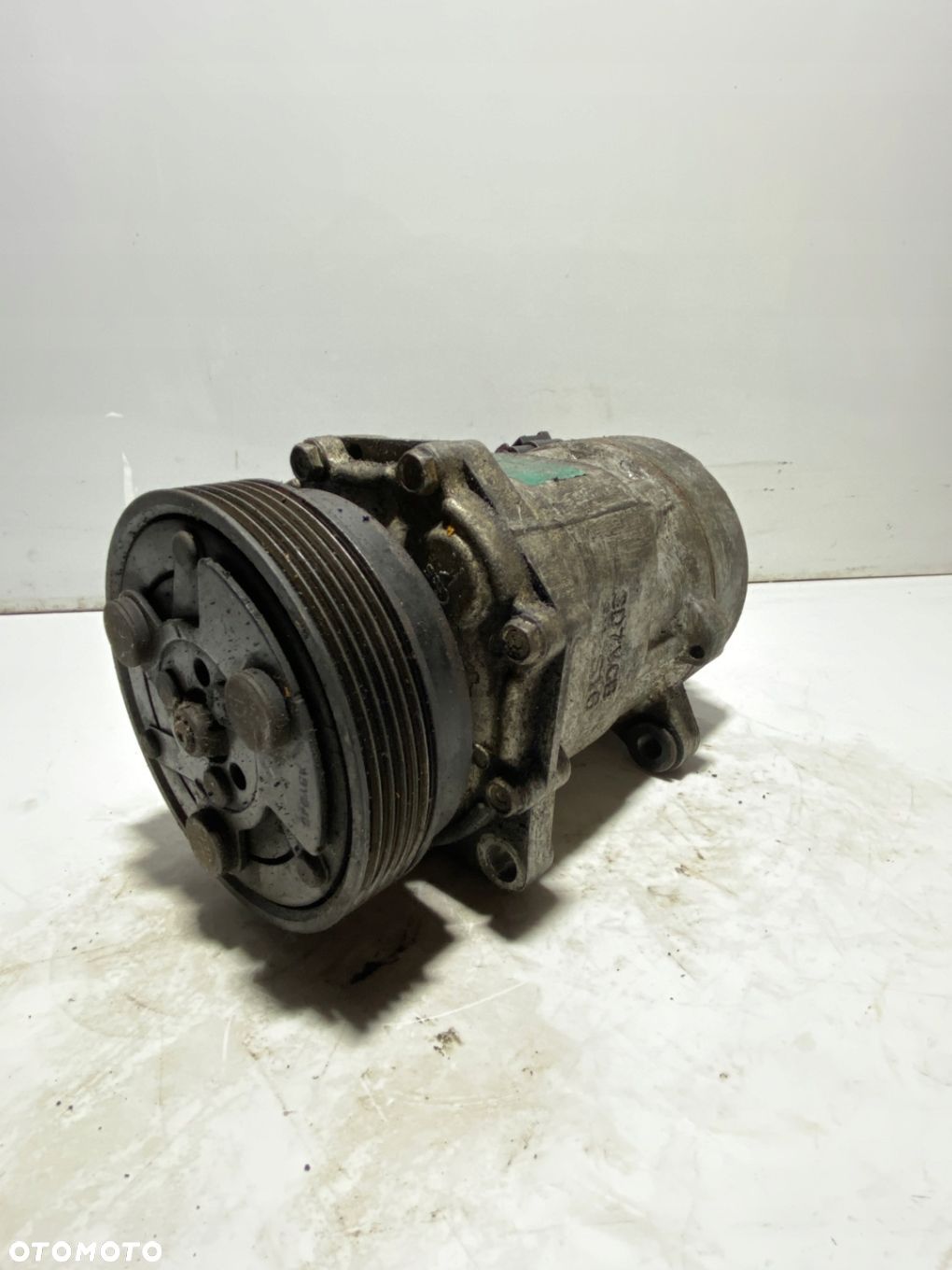 KOMPRESOR SPRĘŻARKA KLIMATYZACJI SEAT LEON I VW GOLF IV A3 8L 1J0820803F - 1