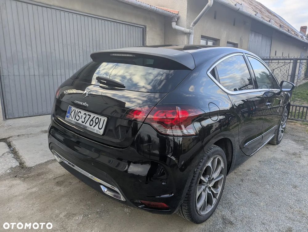 Citroën DS4 HDi 165 SportChic - 4