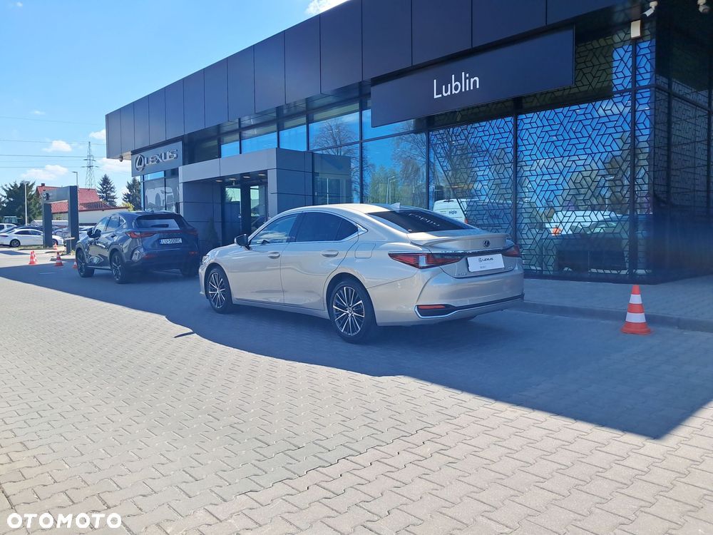 Lexus ES - 19