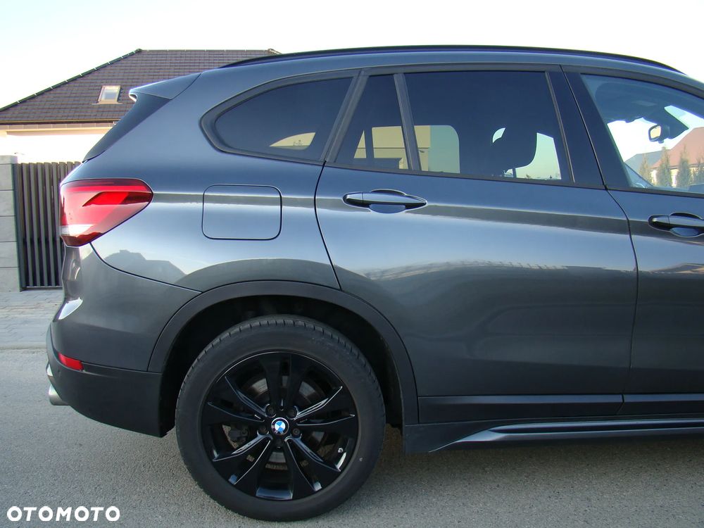 BMW X1 xDrive20d Sport Line - 8
