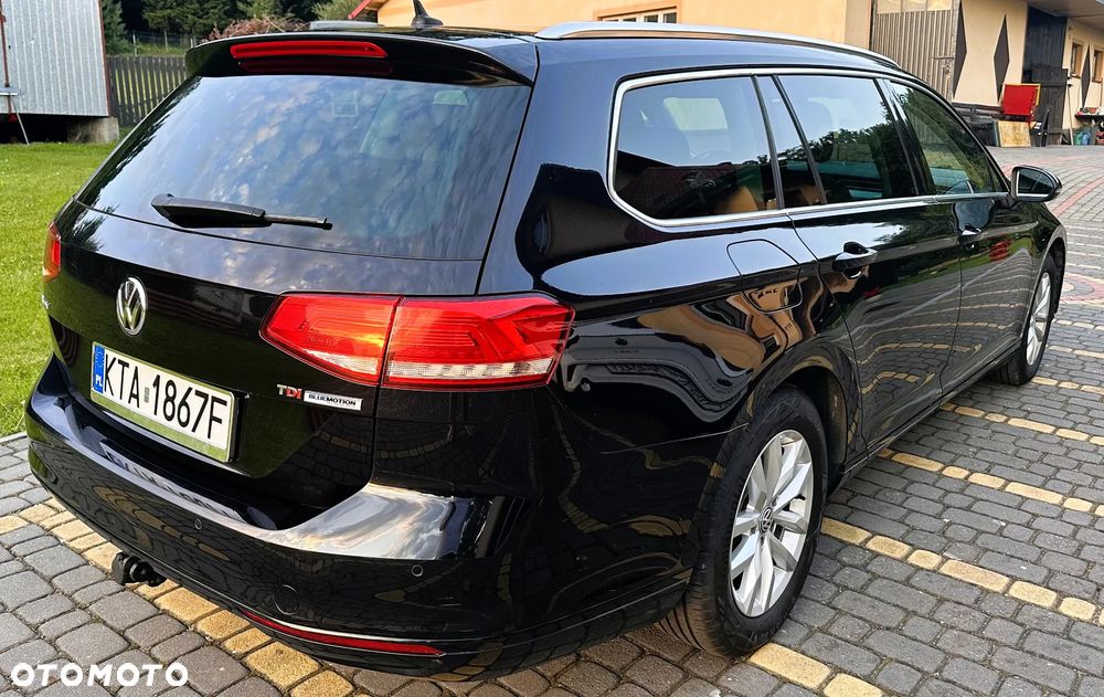 Volkswagen Passat 1.6 TDI BMT Comfortline - 4