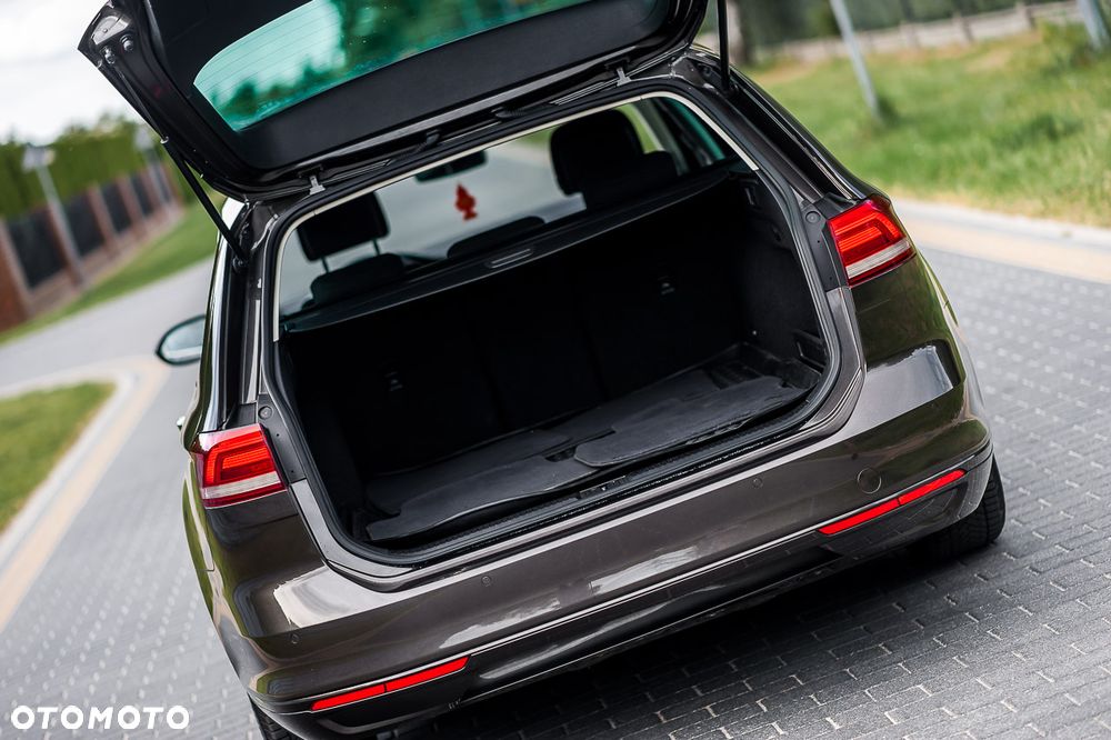 Volkswagen Passat 2.0 TDI BMT Comfortline DSG - 14