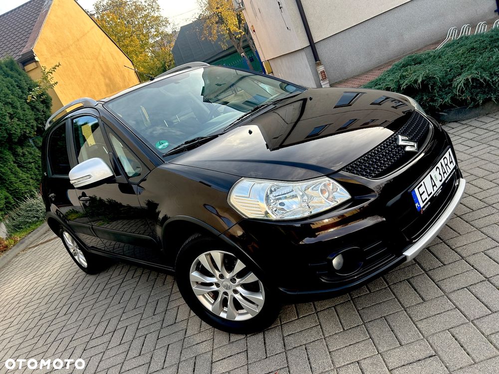 Suzuki SX4 Classic 1.6 VVT 4x2 Comfort - 3
