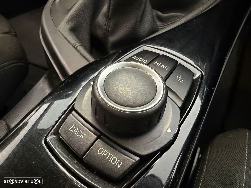 BMW 116 d Line Sport - 13