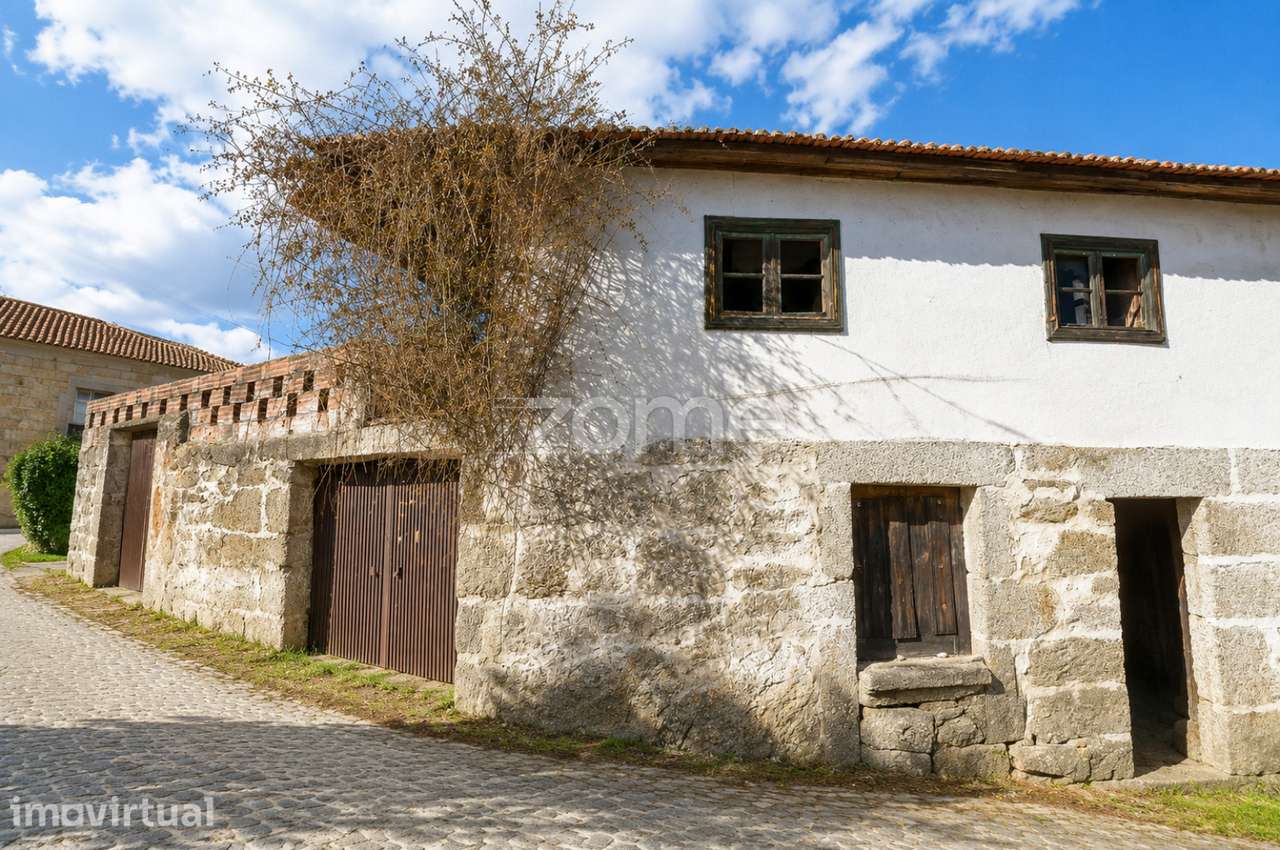 T2 em Ruína para Reconstruir em Santa Valha, Valpaços - Grande imagem: 3/4