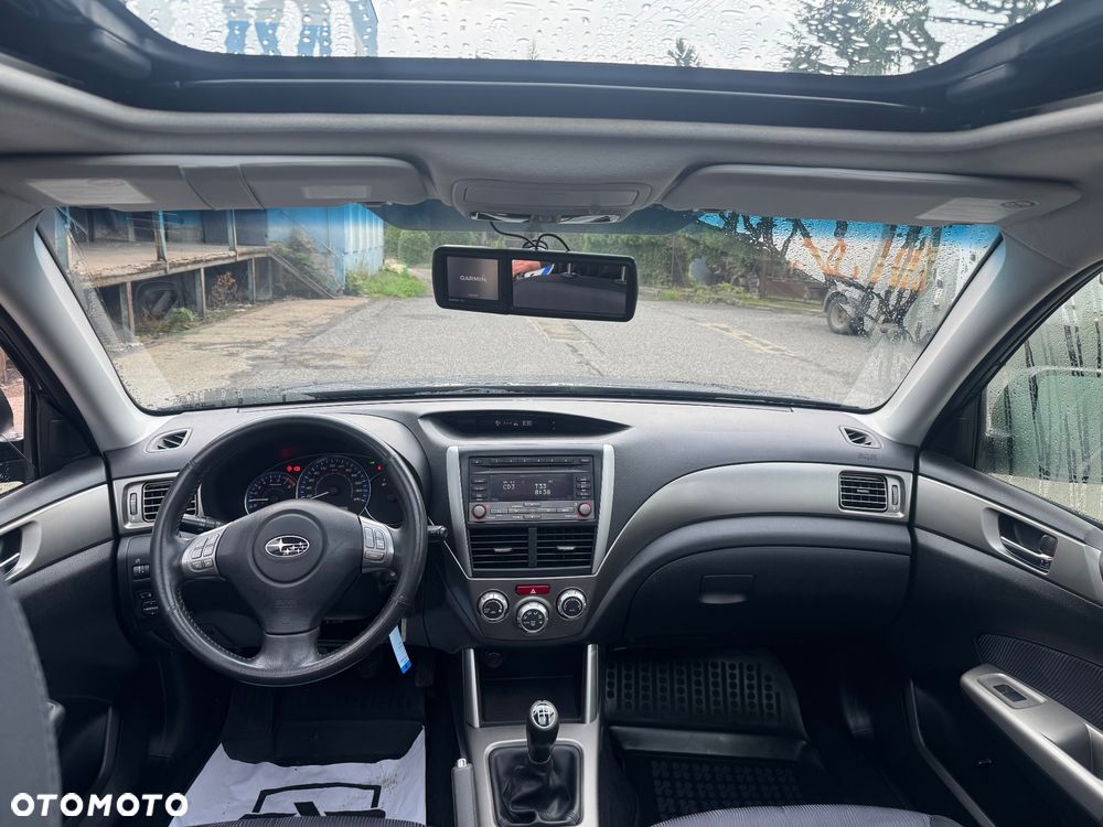 Subaru Forester 2.0 i Exclusive - 17