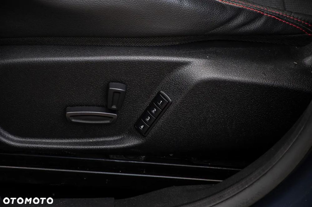Ford Mondeo SW 2.0 EcoBoost Titanium S - 35
