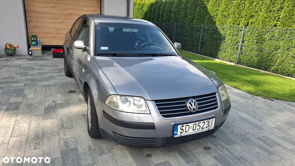 Volkswagen Passat 1.9 TDI - 1