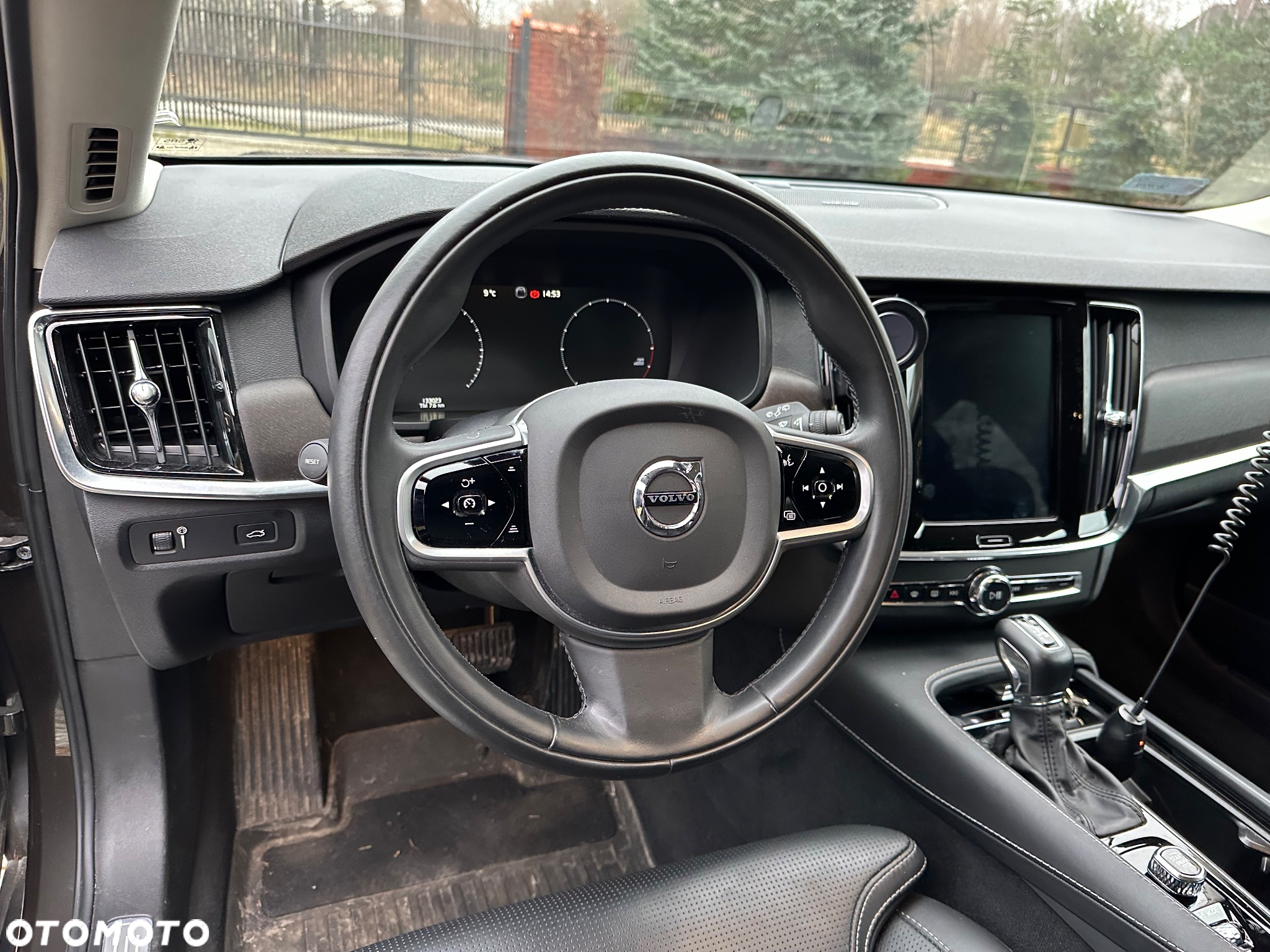 Volvo V90 D5 SCR AWD Momentum Pro - 15